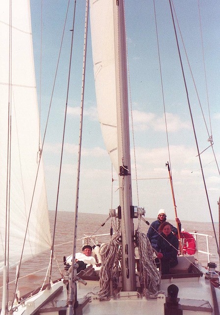 PauiilacVoiles198305
